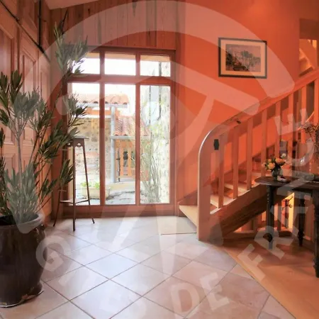 בית נופש Maison De Charme A Proximite Du Puy-en-velay Avec Jardin Et Equipements Famille - Fr-1-582-117